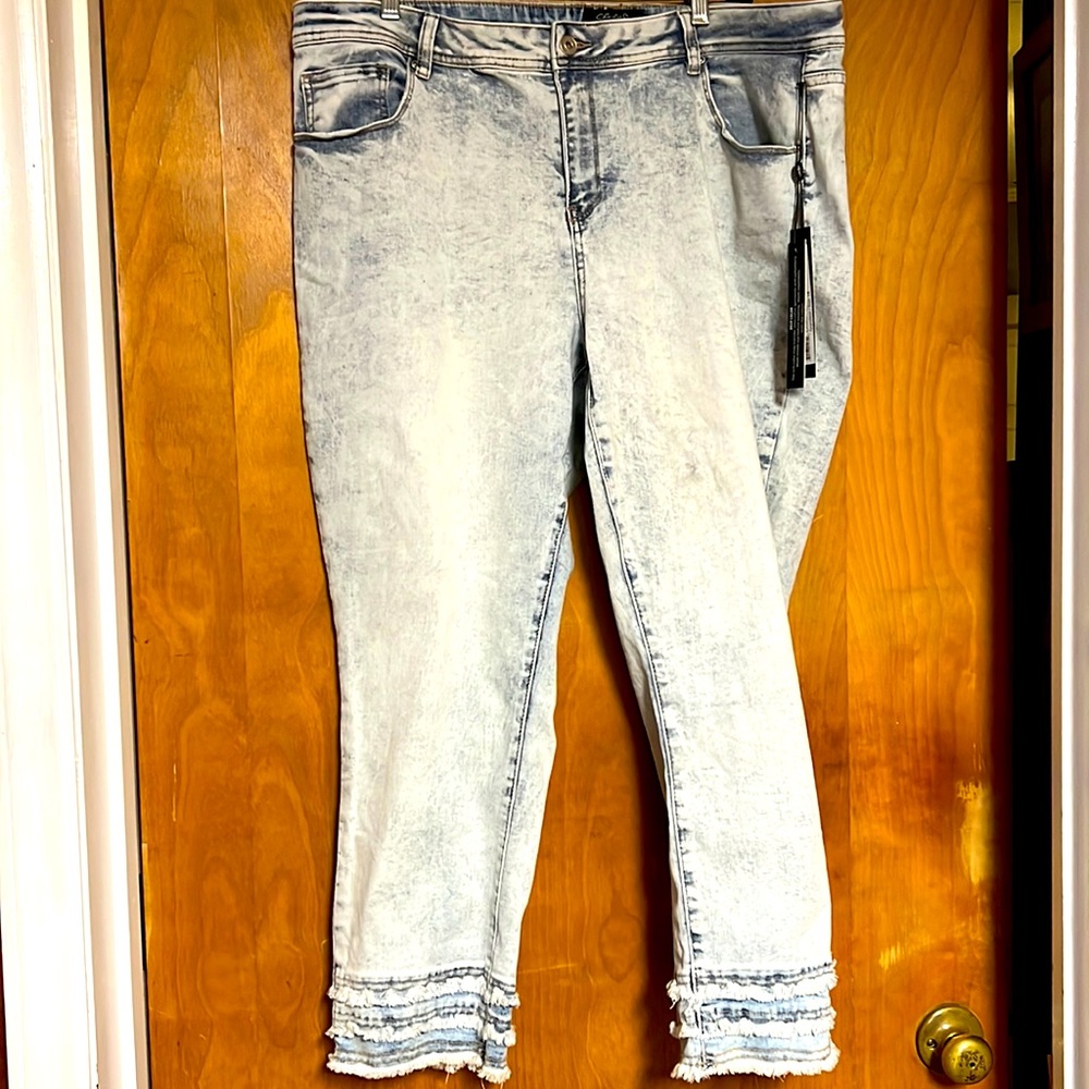 Charlie B Collection jeans Size 18 New Skinny